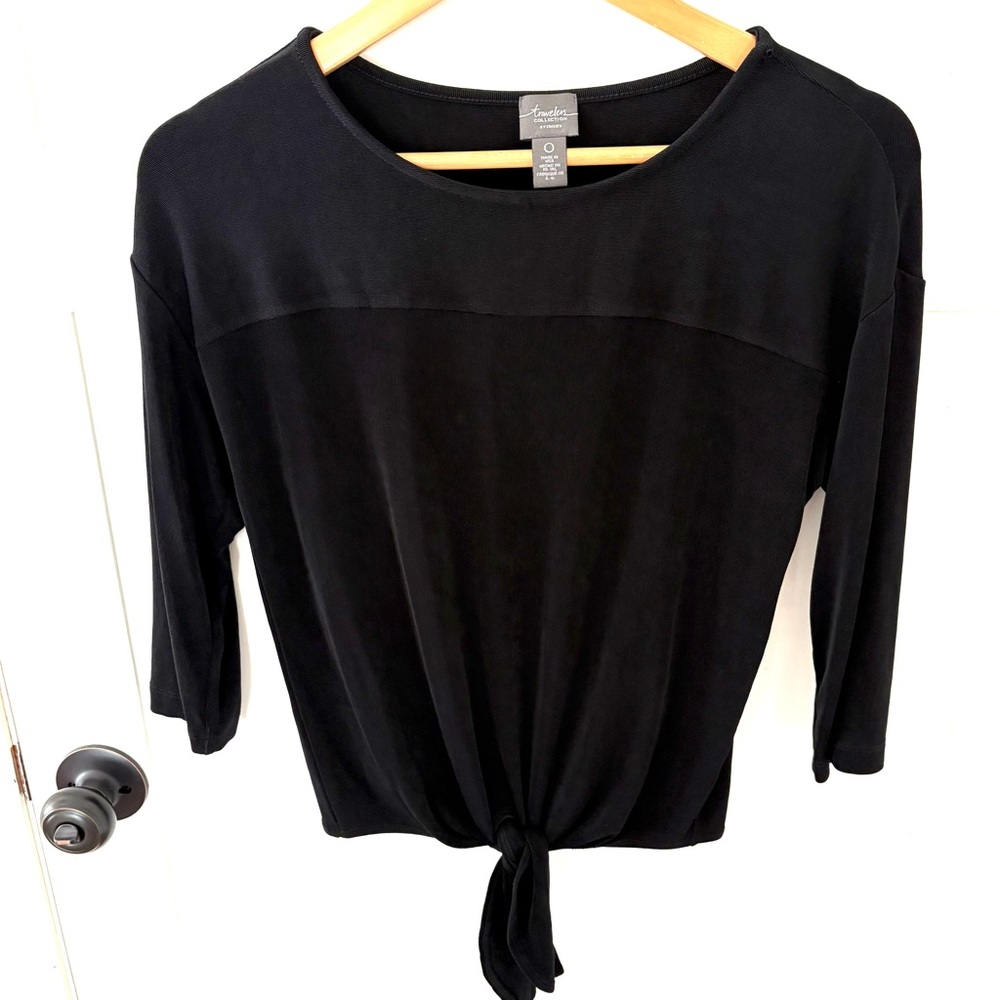 Chico’s Travelers Collection Black Tie Front Top. Size 0 Chicos/Small.